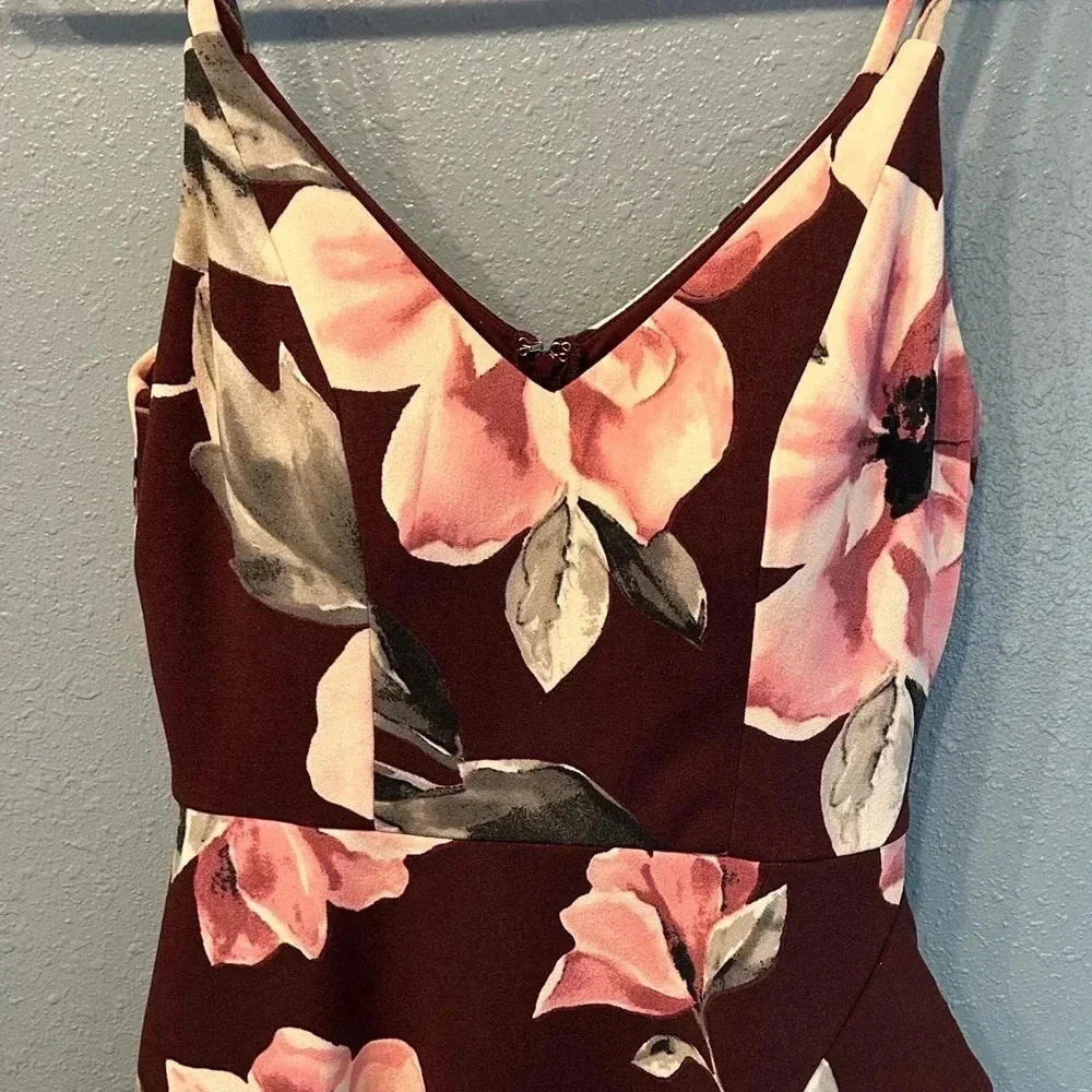 SPEECHLESS DRESS - Picture 5 of 5